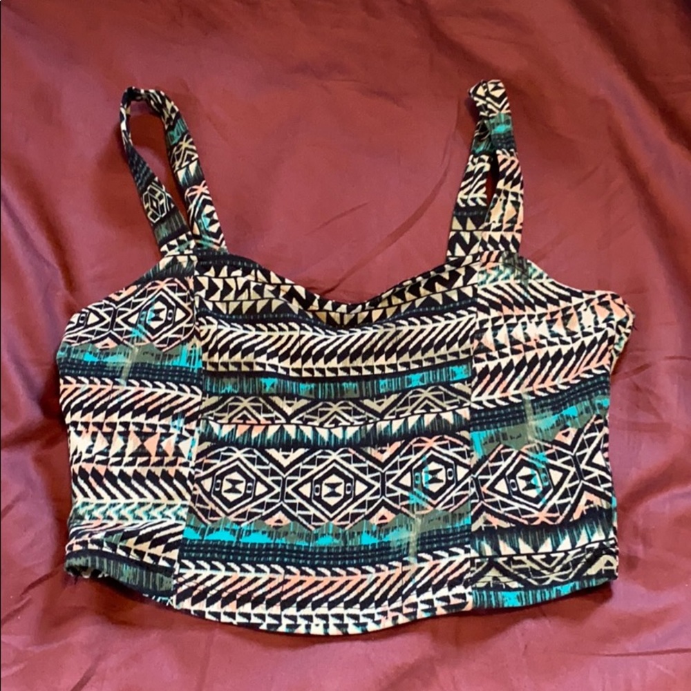 Crop top